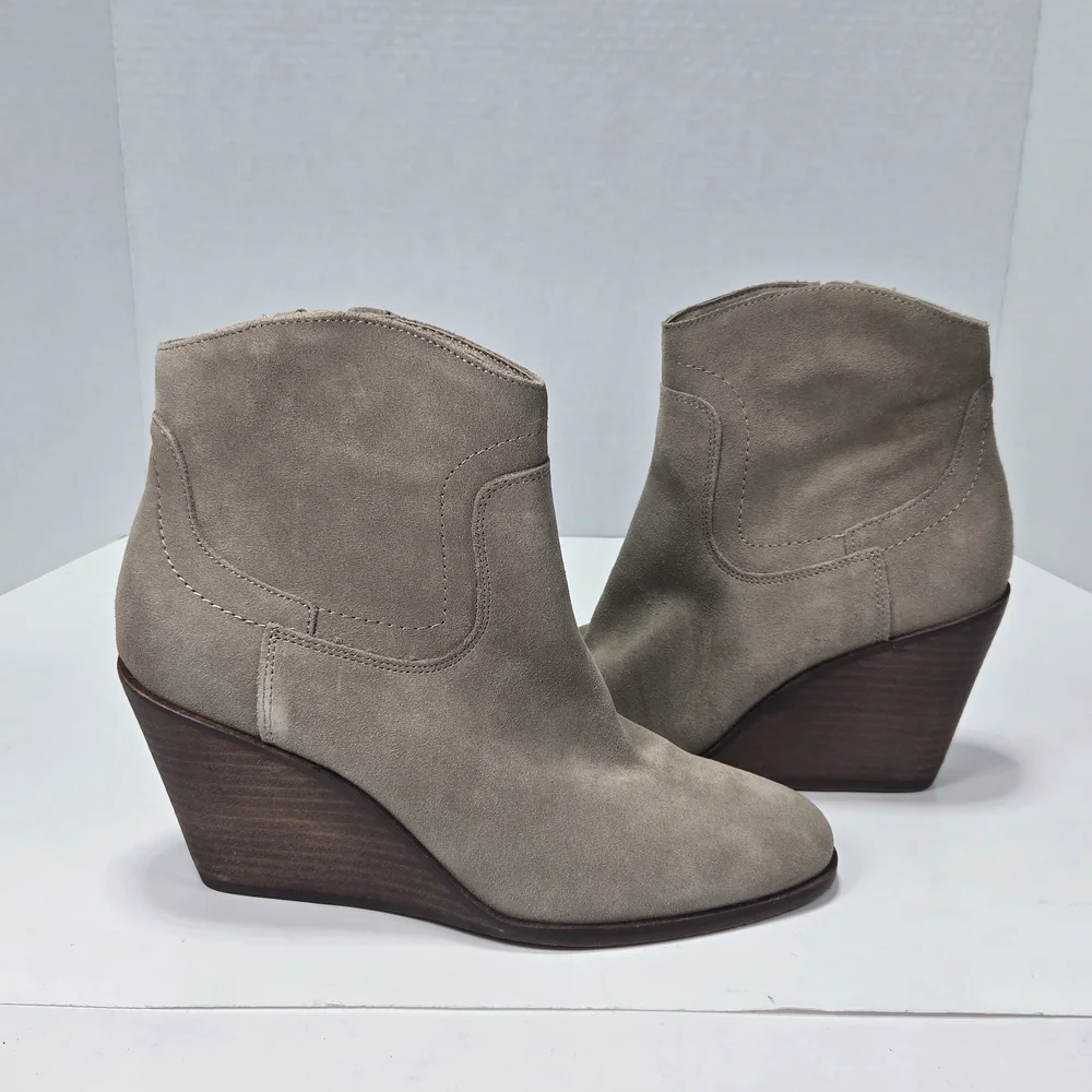 Lucky Brand Wadier Taupe Suede Wedge Ankle Cowboy Boots Booties Women's Size 9